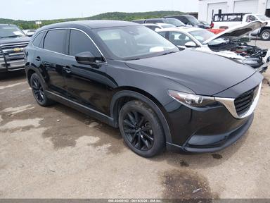 Vue de 2023 Mazda Cx-9 Touring Plus, angle 1