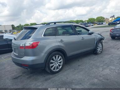 Vue de 2010 Mazda Cx-9 Grand Touring, angle 4