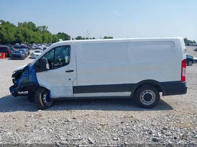 Vue de 2023 Ford Transit-250, angle 15