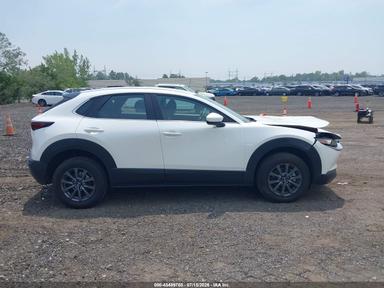 Vista de 2025 Mazda Cx-30 2.5 S, ángulo 13