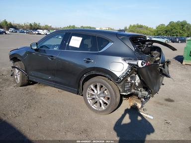 Vista de 2025 Mazda Cx-5 2.5 S Premium Plus, ángulo 3