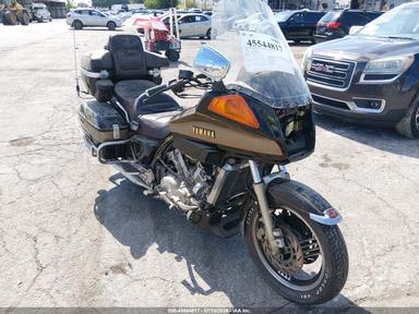 Vue de 1986 Yamaha Xvz13 D, angle 1