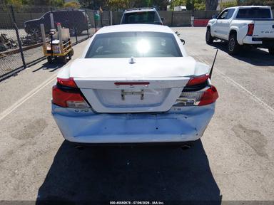 2013 Volvo C70 T5 view, angle 22