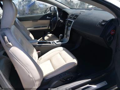 2013 Volvo C70 T5 view, angle 5