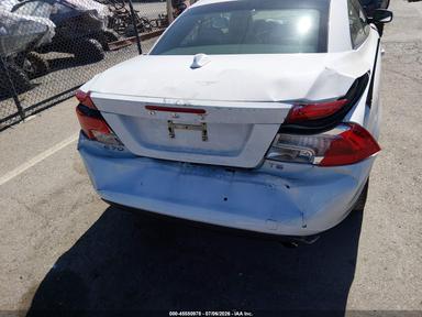 2013 Volvo C70 T5 view, angle 6