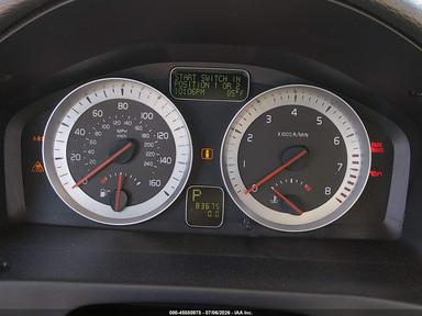 2013 Volvo C70 T5 view, angle 7