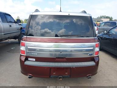 منظر 2015 Ford Flex Limited، زاوية 16