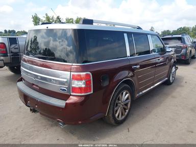 منظر 2015 Ford Flex Limited، زاوية 4