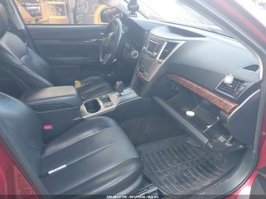 Vue de 2014 Subaru Legacy 2.5I Limited, angle 5