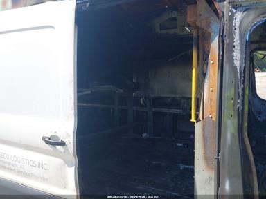 Вид 2019 Ford Transit-350, угол 8