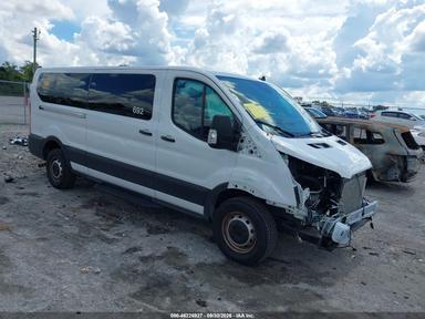 Vue de 2025 Ford Transit-350 Passenger Van Xl, angle 1