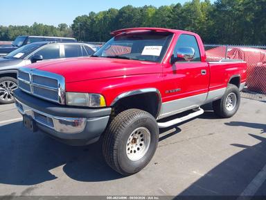 منظر 1999 Dodge Ram 1500 St، زاوية 2