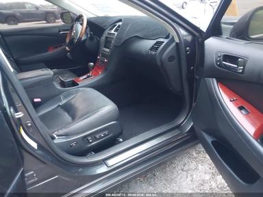 Вид 2009 Lexus ES, угол 5