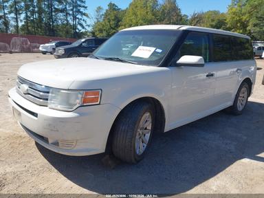 Вид 2012 Ford Flex Sel, угол 2