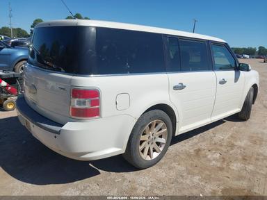 Вид 2012 Ford Flex Sel, угол 4