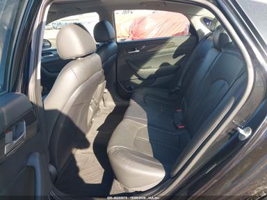 Vista de 2018 Hyundai Sonata Limited, ángulo 8