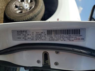 2016 RAM 2500 SLT view, angle 13