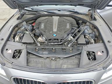 2014 BMW 750 LI view, angle 11