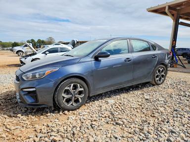 Vue de 2020 KIA FORTE LXS, angle 1