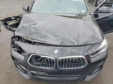 Вид 2022 BMW X2, угол 11