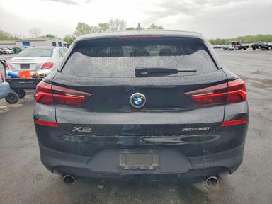 Вид 2022 BMW X2, угол 6