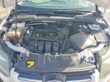 Вид 2012 FORD FOCUS TITANIUM, угол 11