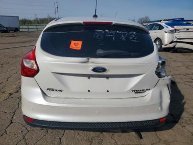 Вид 2012 FORD FOCUS TITANIUM, угол 6