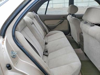Vista de 1995 TOYOTA CAMRY LE, ángulo 10