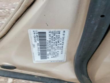 Vista de 1995 TOYOTA CAMRY LE, ángulo 12