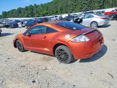 Vista de 2006 MITSUBISHI ECLIPSE GS, ángulo 2