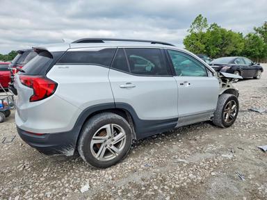 Вид 2018 GMC TERRAIN SLE, угол 3