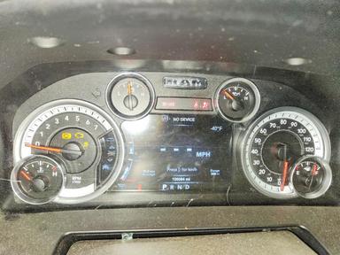 منظر 2015 RAM 1500 LARAMIE، زاوية 9