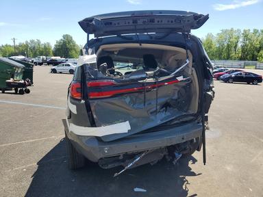 Vue de 2023 CHRYSLER PACIFICA TOURING L, angle 6