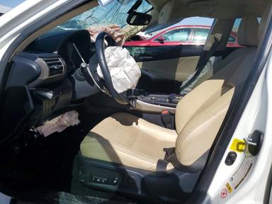 منظر 2015 LEXUS IS 250، زاوية 7