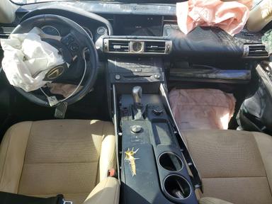 منظر 2015 LEXUS IS 250، زاوية 8