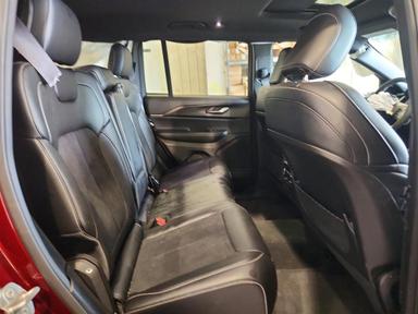 منظر 2025 JEEP GRAND CHEROKEE LAREDO، زاوية 10