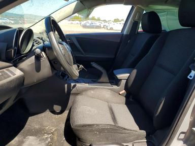 Vue de 2013 MAZDA 3 I, angle 7