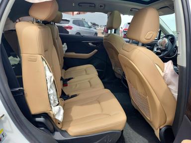 Vue de 2025 AUDI Q7 PREMIUM PLUS, angle 10