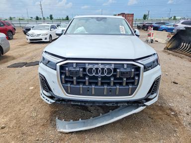 Vue de 2025 AUDI Q7 PREMIUM PLUS, angle 5