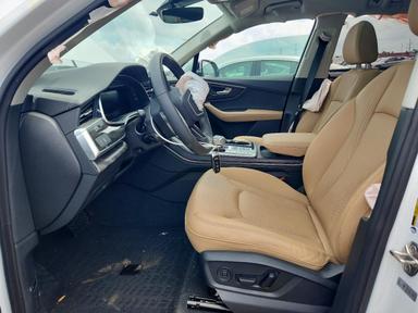 Vue de 2025 AUDI Q7 PREMIUM PLUS, angle 7