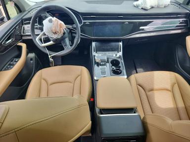Vue de 2025 AUDI Q7 PREMIUM PLUS, angle 8