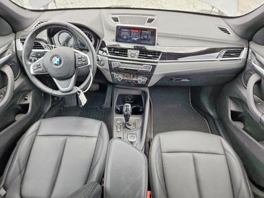 Vue de 2022 BMW X1 XDRIVE28I, angle 8