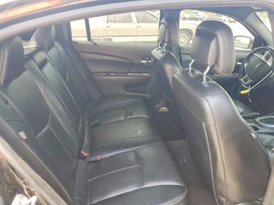 Vista de 2011 CHRYSLER 200 LIMITED, ángulo 10