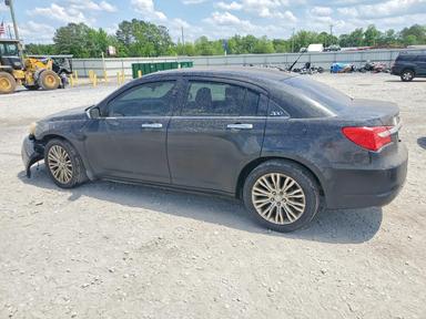 Vista de 2011 CHRYSLER 200 LIMITED, ángulo 2