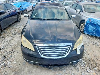 Vista de 2011 CHRYSLER 200 LIMITED, ángulo 5