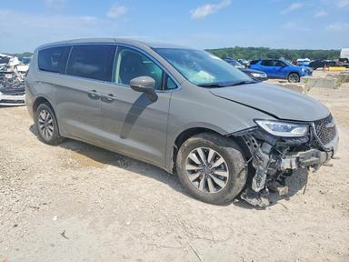 Вид 2023 CHRYSLER PACIFICA HYBRID TOURING L, угол 4