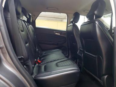 Vue de 2023 FORD EDGE TITANIUM, angle 11
