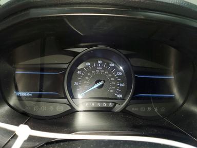 Vue de 2023 FORD EDGE TITANIUM, angle 13