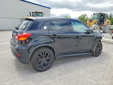 Вид 2018 MITSUBISHI OUTLANDER SPORT ES, угол 3