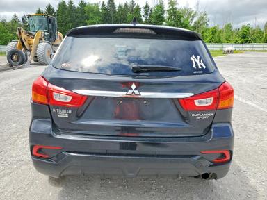 Вид 2018 MITSUBISHI OUTLANDER SPORT ES, угол 6